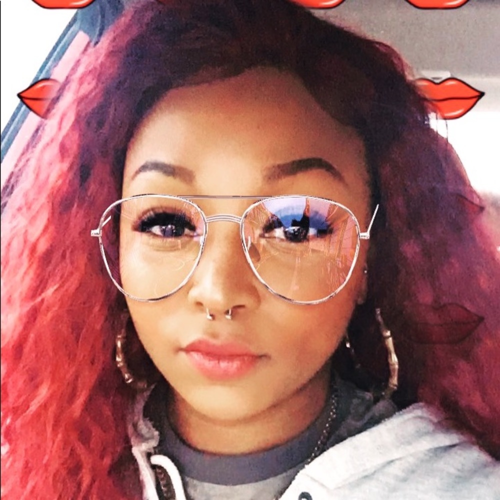 Meet your Posher, Chantarai